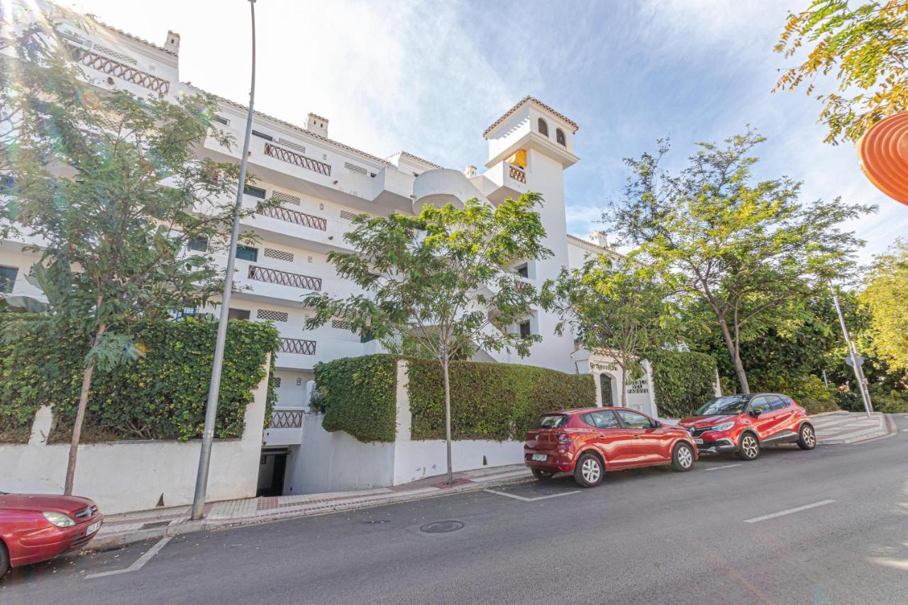 בנאלמדנה 797 Holiday Rentals - Apartamento Frente Al Parque La Paloma Con Piscina מראה חיצוני תמונה